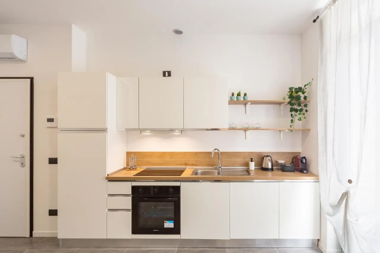 Khl Apartments Milano 0*,