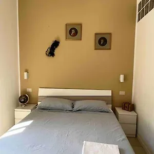 Tarra Place Milano