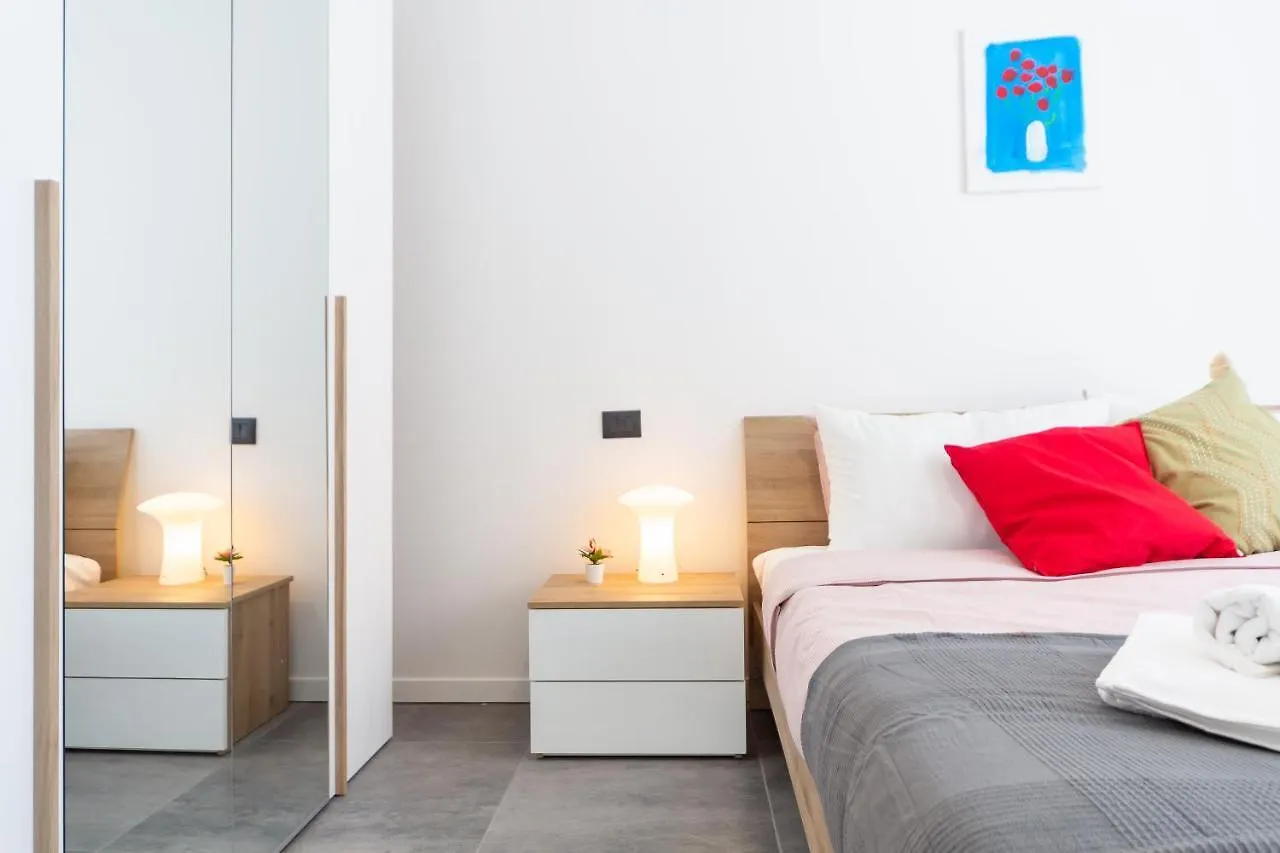 Khl Apartments - Sansiro, Milano Mediolan